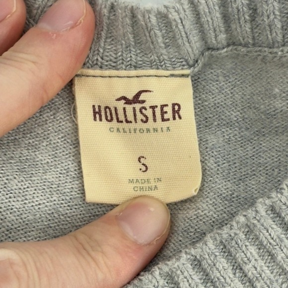 Vintage Hollister V-Neck Pullover Sweater Gray Men S Y2K 2000 Soft 00s Bird Logo - Picture 5 of 6